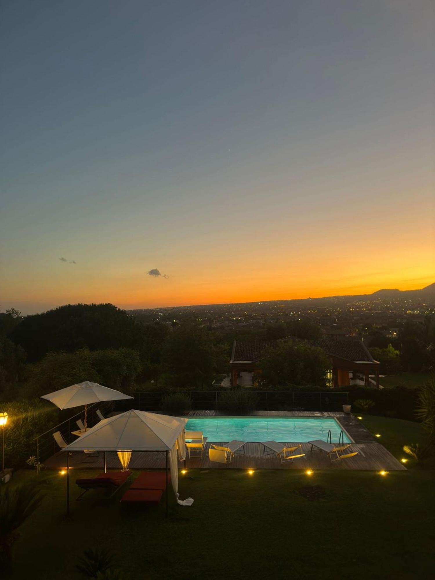 Villa Del Sole Valverde  エクステリア 写真